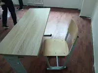 Школьная парта