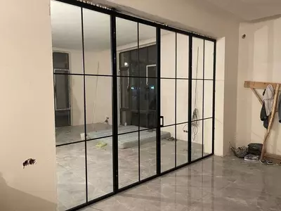   Стеклянные раздвижные двери Loft купе премиум класса