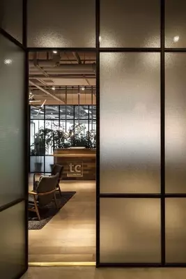 Раздвижные межкомнатные двери купе Loft стекло закалённое премиум