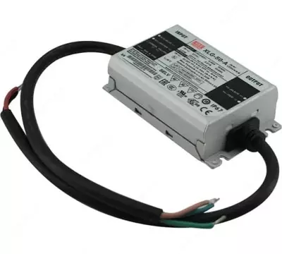  Doimiy quvvat rejimi va chiqish oqimini sozlash bilan Ortacha yaxshi XLG-50-A 50 Vt AC/DC LED drayveri - 