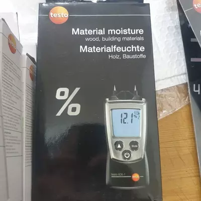 testo 606-1 — yog'och va qurilish materiallari uchun namlik o'lchagich