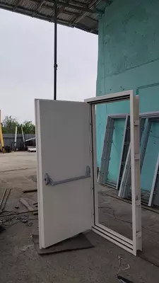 Metall yong‘inga va portlashga qarshi eshik