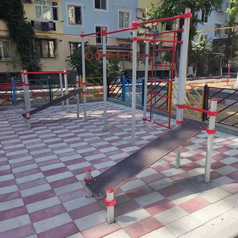  Bolalar va sport maydonchalari PlayGrounds.uz