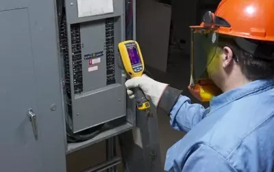  Тепловизор Fluke Ti100 (профессиональная инфракрасная диагностика) - MAXENERGO