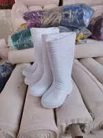 Suv o‘tkazmaydigan oq PVX ish etiklari