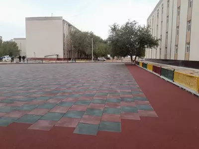   Rezina qoplama - maydon sport zonalari uchun