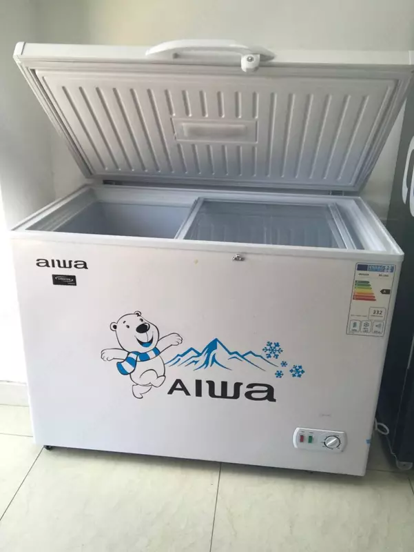 Aiwa 218/260/1688 litrli muzlatgich qutisi (Premium) yetkazib berish xizmati bilan
