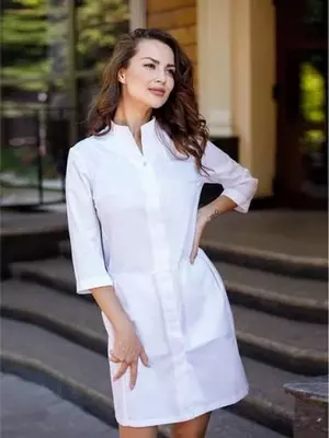 белый медицинский халат