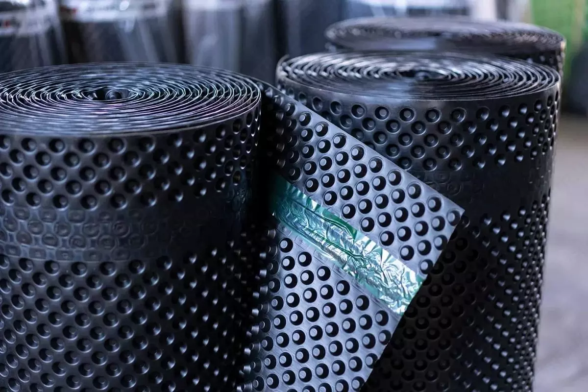 2025-08-15-14-49-35-771510-820a01a49d1aee01135682cc6f4c0ffb.webp?_=ozbol