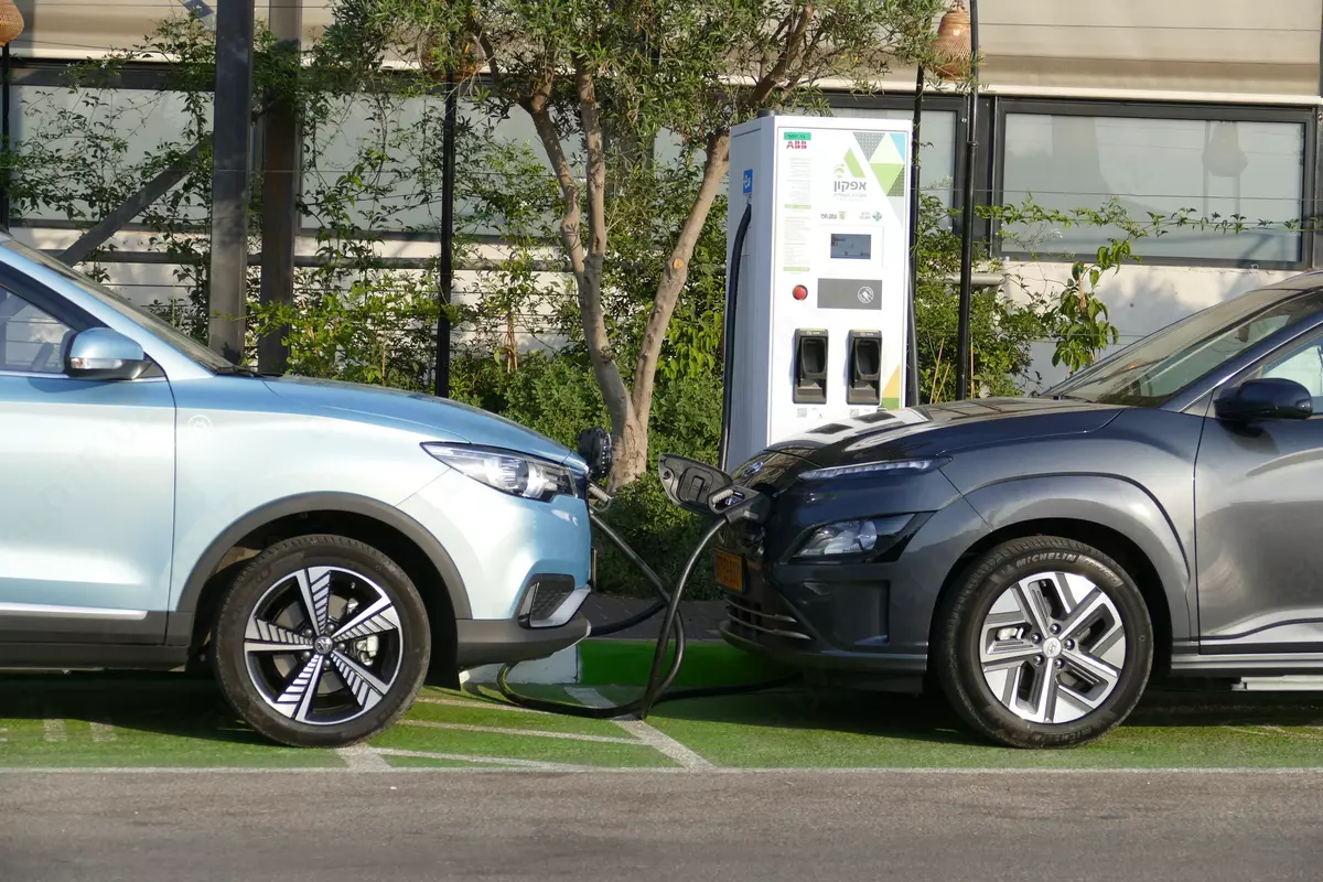 2025-08-28-17-16-03-065435-5e33a8dd3c5fbe28259f9d1839e9e91e.webp?_=ozbol