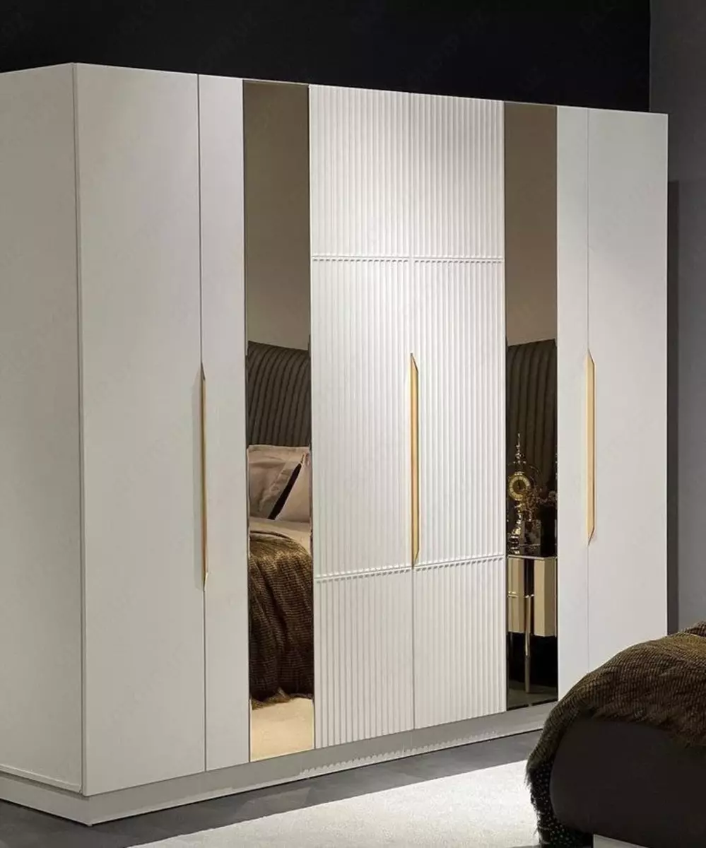 2025-09-08-15-50-43-326343-b30272589438b6eabb9dc633a4160ff5.webp?_=ozbol