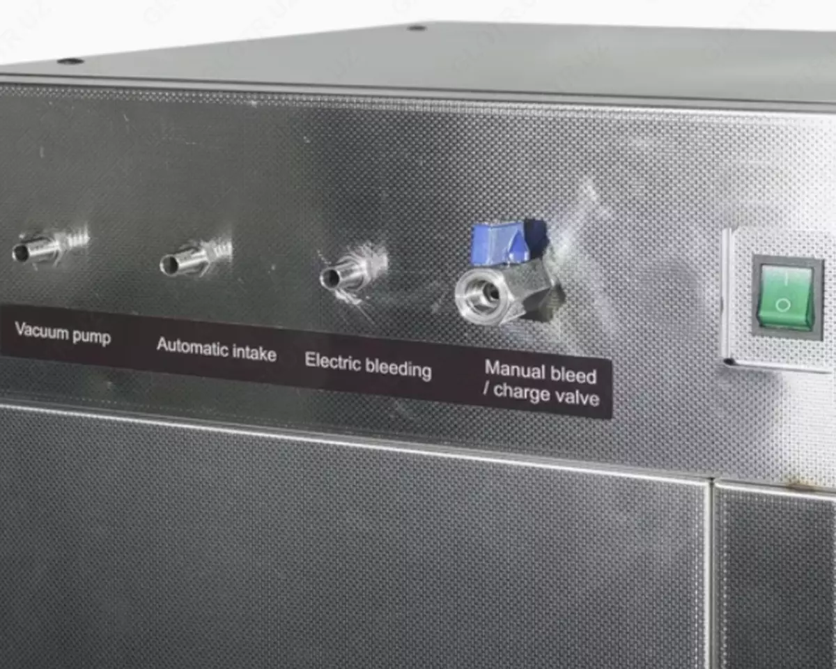 2025-12-01-17-48-55-128653-b5417f7bc755d583d419cc5c222f48d7.webp?_=ozbol