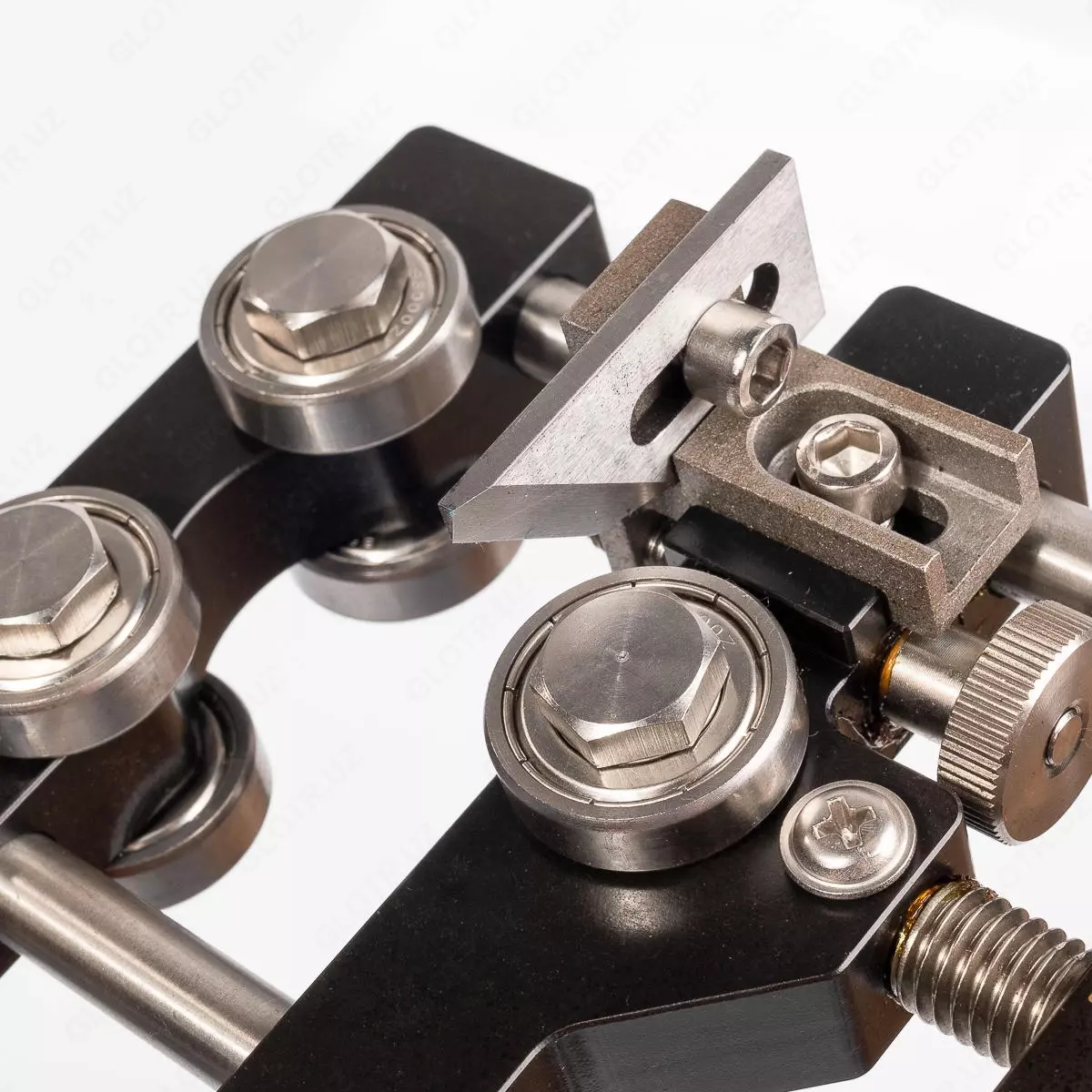 2025-12-18-12-29-03-752866-ecae7ca9dfdc13b7e832f762d366dde3.webp?_=ozbol