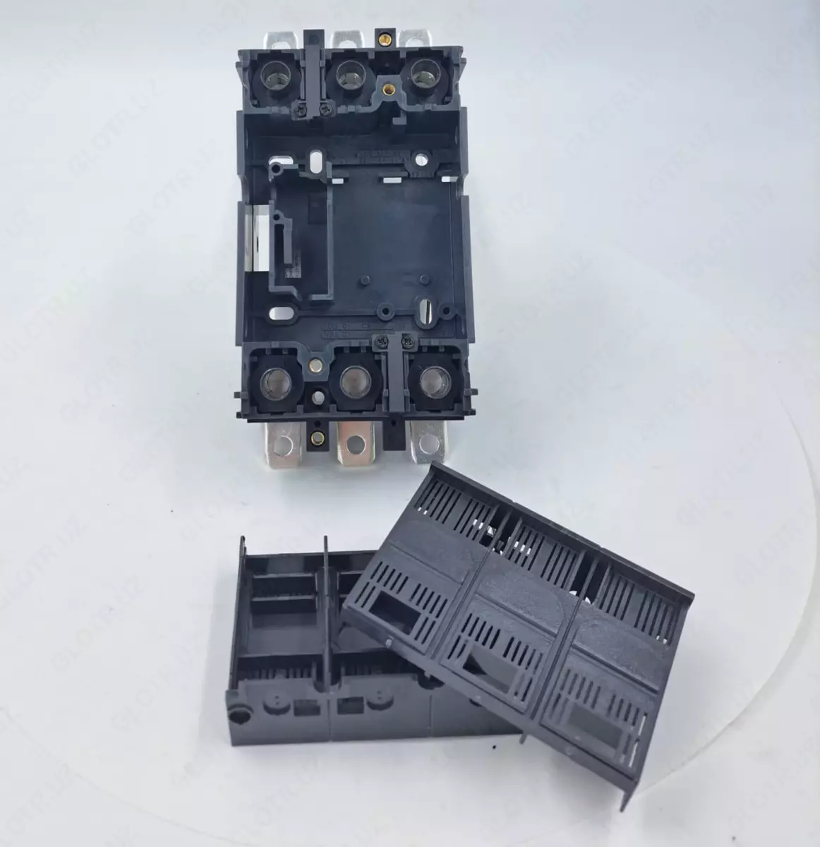 2026-04-02-14-05-20-280365-88b44174467d840b6127da1630a5c8fe.webp?_=ozbol