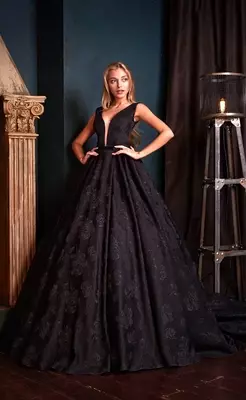 Вечерние платья