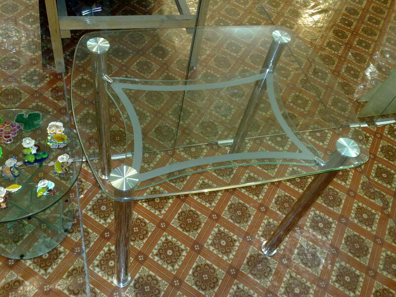 Изготовление журнальных столиков, обеденных столов, подставок под ТВ и прочие под заказ!