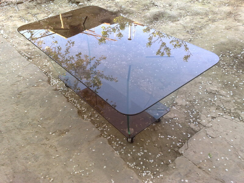 Изготовление журнальных столиков, обеденных столов, подставок под ТВ и прочие под заказ!