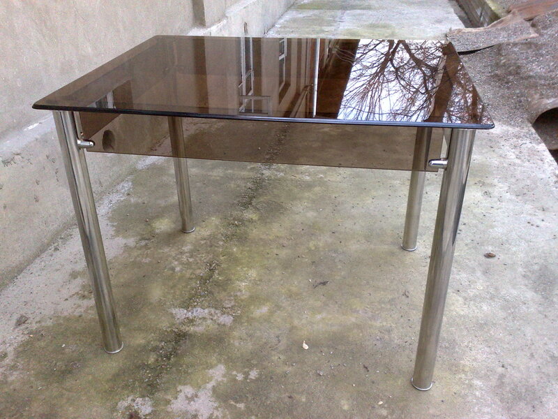 Изготовление журнальных столиков, обеденных столов, подставок под ТВ и прочие под заказ!