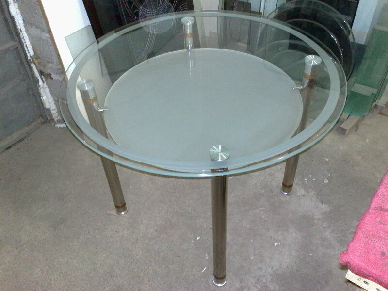 Изготовление журнальных столиков, обеденных столов, подставок под ТВ и прочие под заказ!