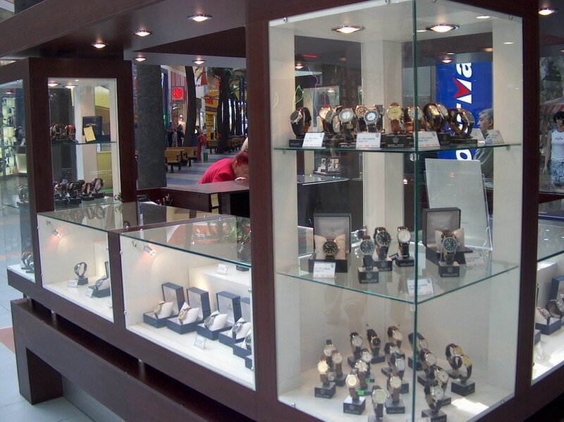 Изготовление витрины на заказ! Любого размера и любой сложности!