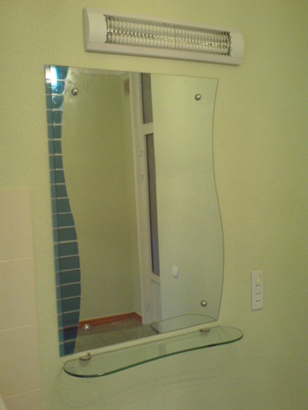 Изготовление встроенных душевых кабин, оформление ванной комнаты по заказу!