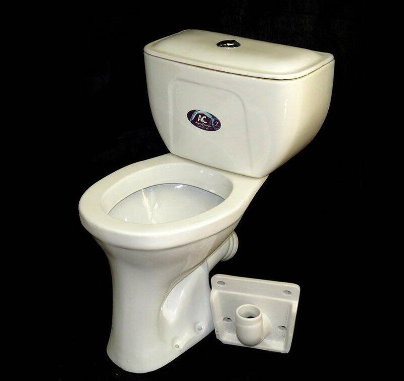 Унитаз бюджетный с отдельной полочкойРазмер