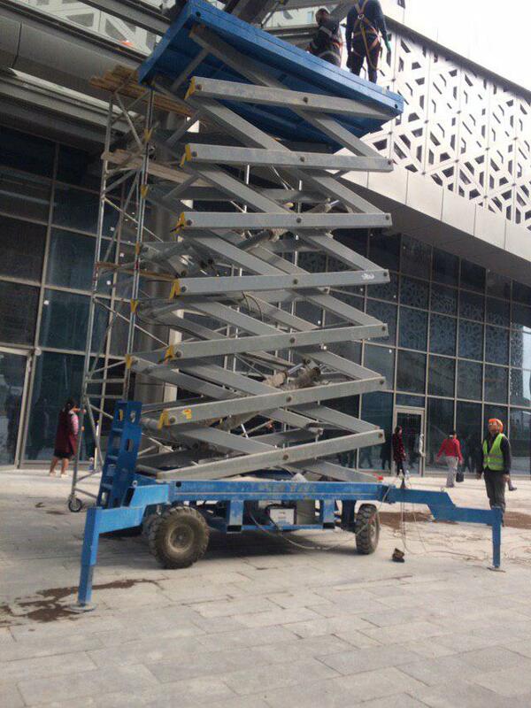 Гидравлический подъемник 18 метров