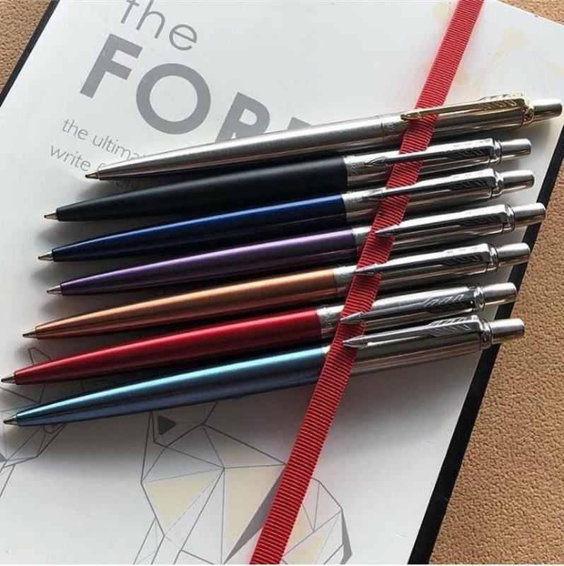 Parker Jotter - по прежнему самая популярная и самая яркая серия легендарного бренда. 