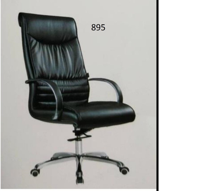 Кресло руководителя 895