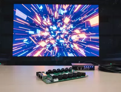 Kontrollerlar va boshqaruv tizimlari. Novastar, Colorlight va boshqalar.