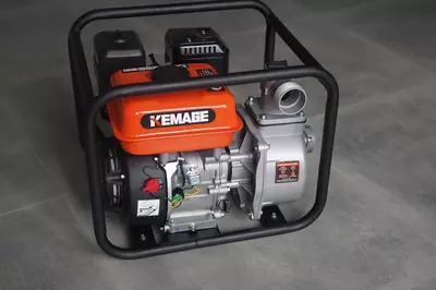 Насос с бензиновым двигателем