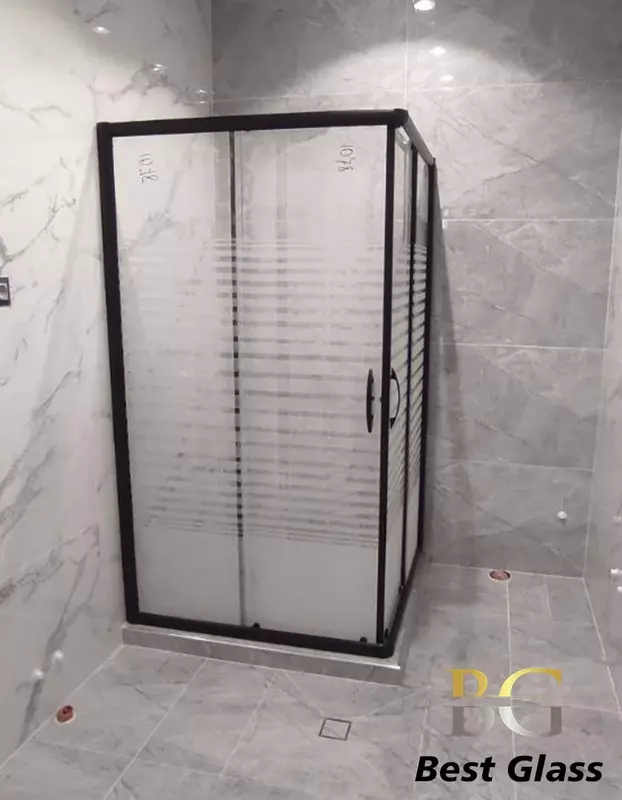 Душ кабинкалари