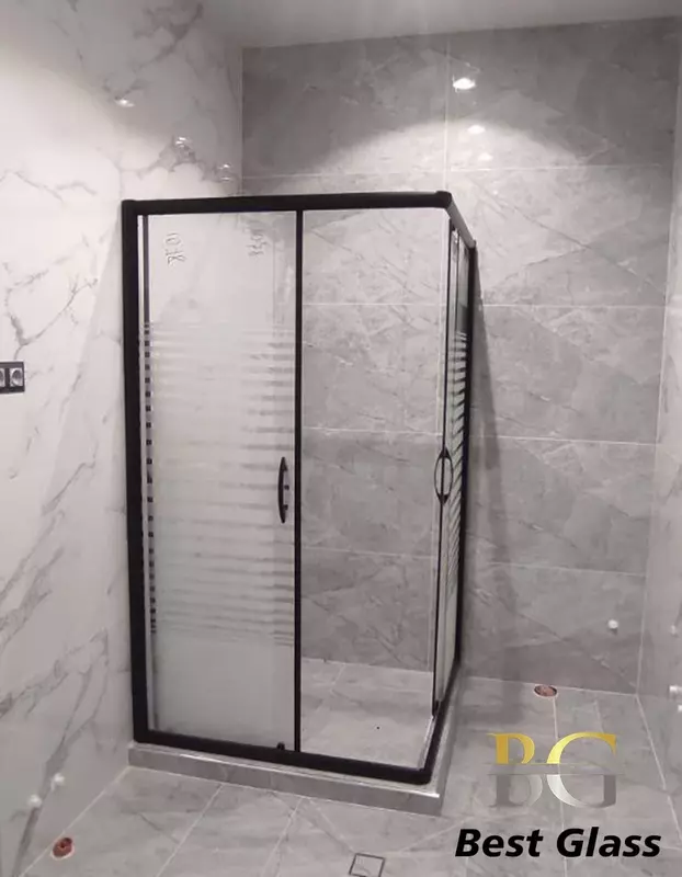 Душ кабинкалари